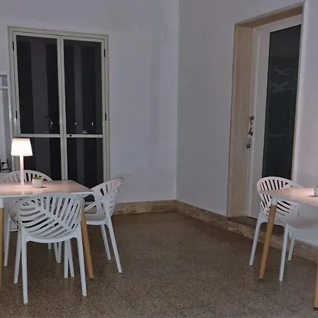 Meraviglia D'otranto 公寓 *